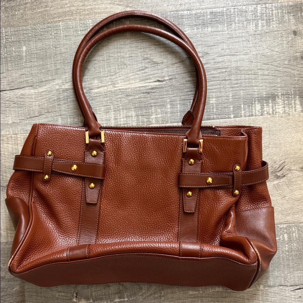 Stylish Brown Leather Tote with Gold Accents - Picture 2 of 9